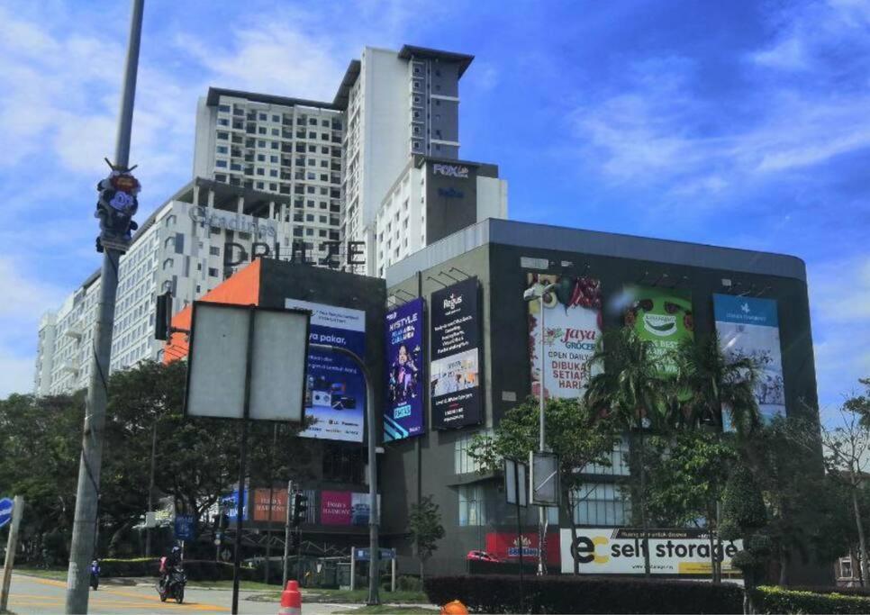 Homely Cozy Home, 1-5 Pax - Dp5 * Cyberjaya
