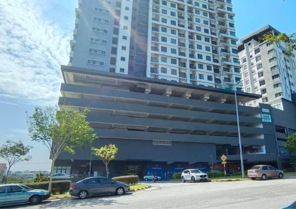 Homely Cozy Home, 1-5 Pax - Dp5 Apartment *