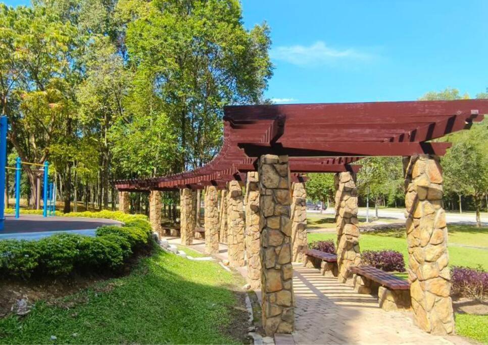 Homely Cozy Home, 1-5 Pax - Dp5 *