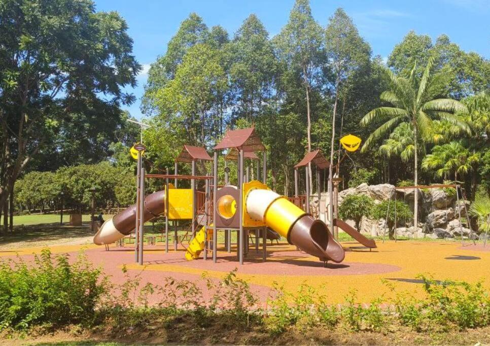 Apartment Homely Cozy Home, 1-5 Pax - Dp5 Cyberjaya